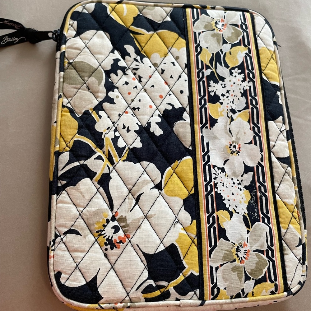 Vera Bradley black and yellow dogwood pattern tablet cover